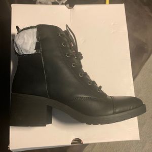 New Rampage Black Boot 6.5